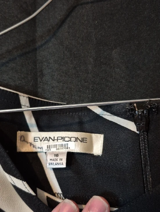 Evan Picone Black Midi Dress with White Geometric Print - Picture 6 of 6